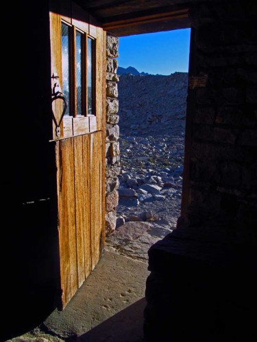 Muir Hut door. Photo by Weathercarrot