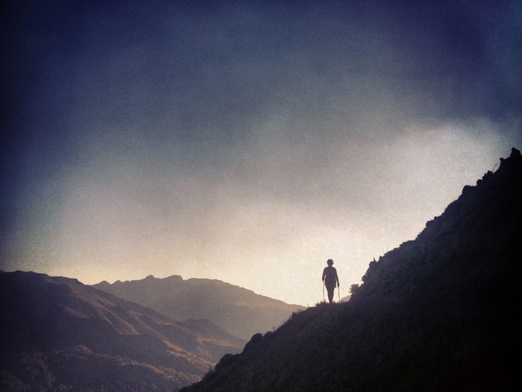 walk_far_3