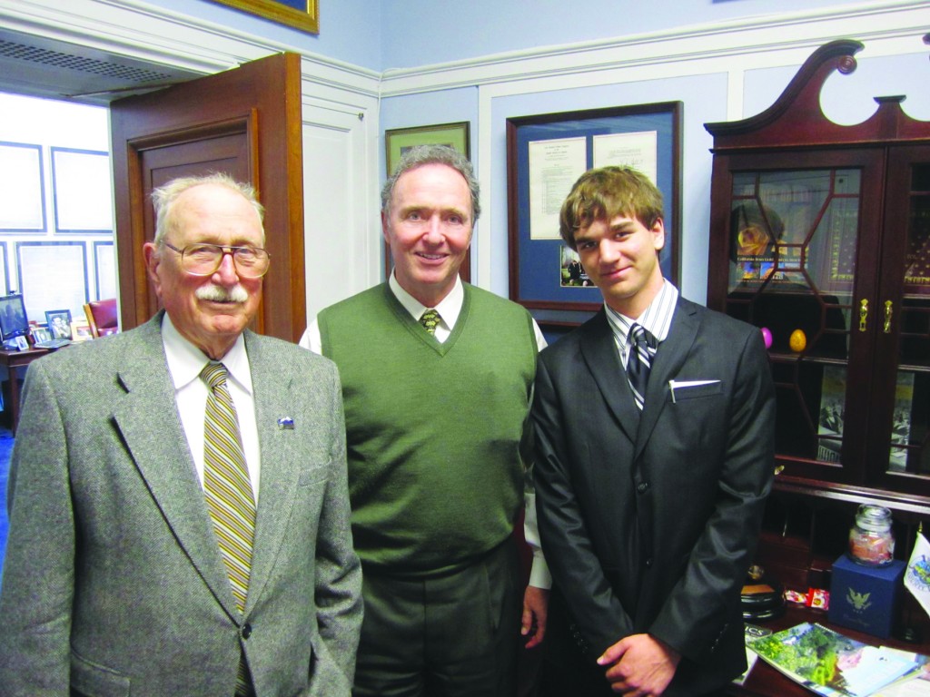 Don and his grandson, Ryan Peacock, visit former California Rep. Dan Lungren during a Hike the Hill trip in Washington D.C. (PCTA file photo)
