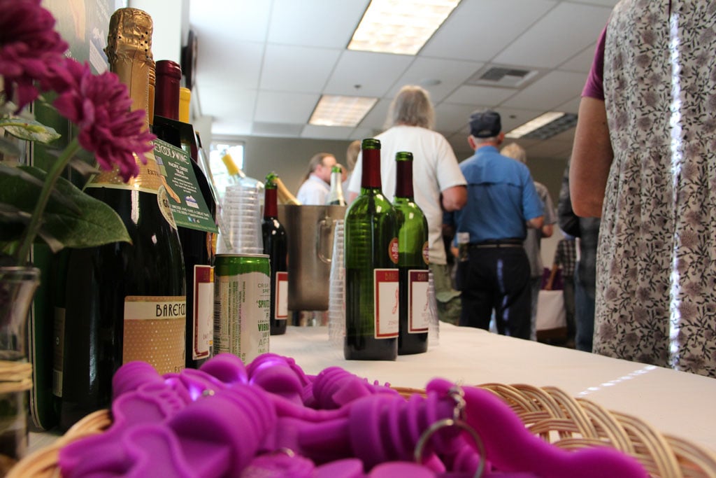 Thanks for supporting the trail and for the donation of wine Barefoot Wines & Bubbly!