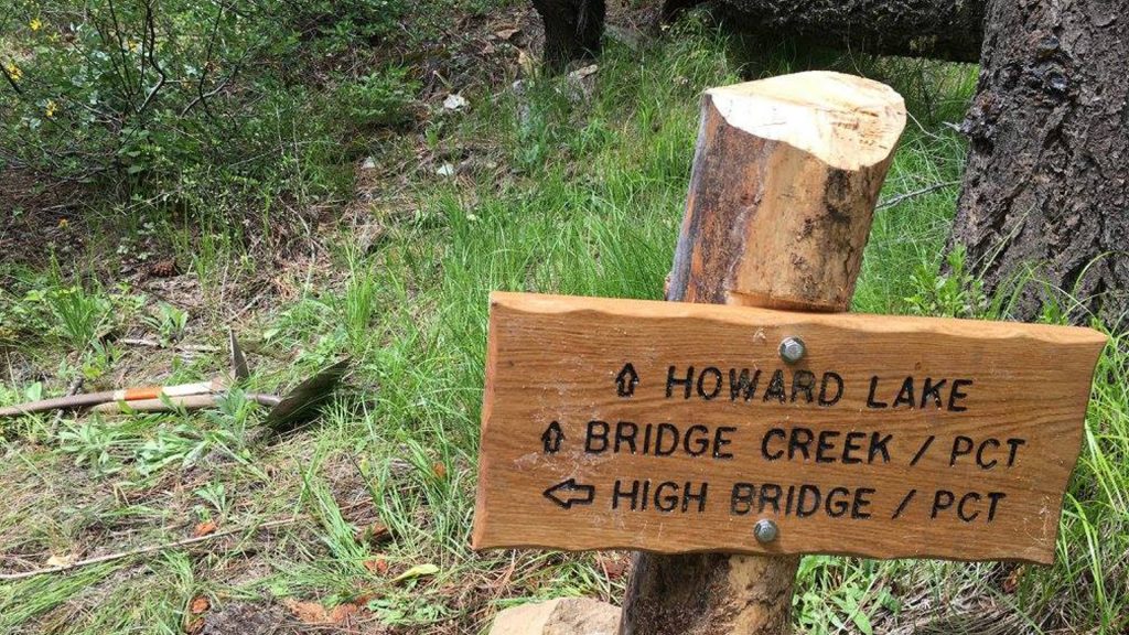 Howard-Lake-Sign-high-bridge-pacific-crest-trail