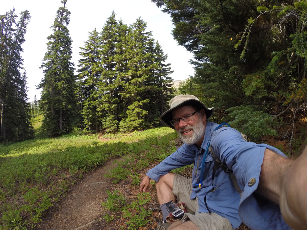 a-selfie-on-the-pacific-crest-trail